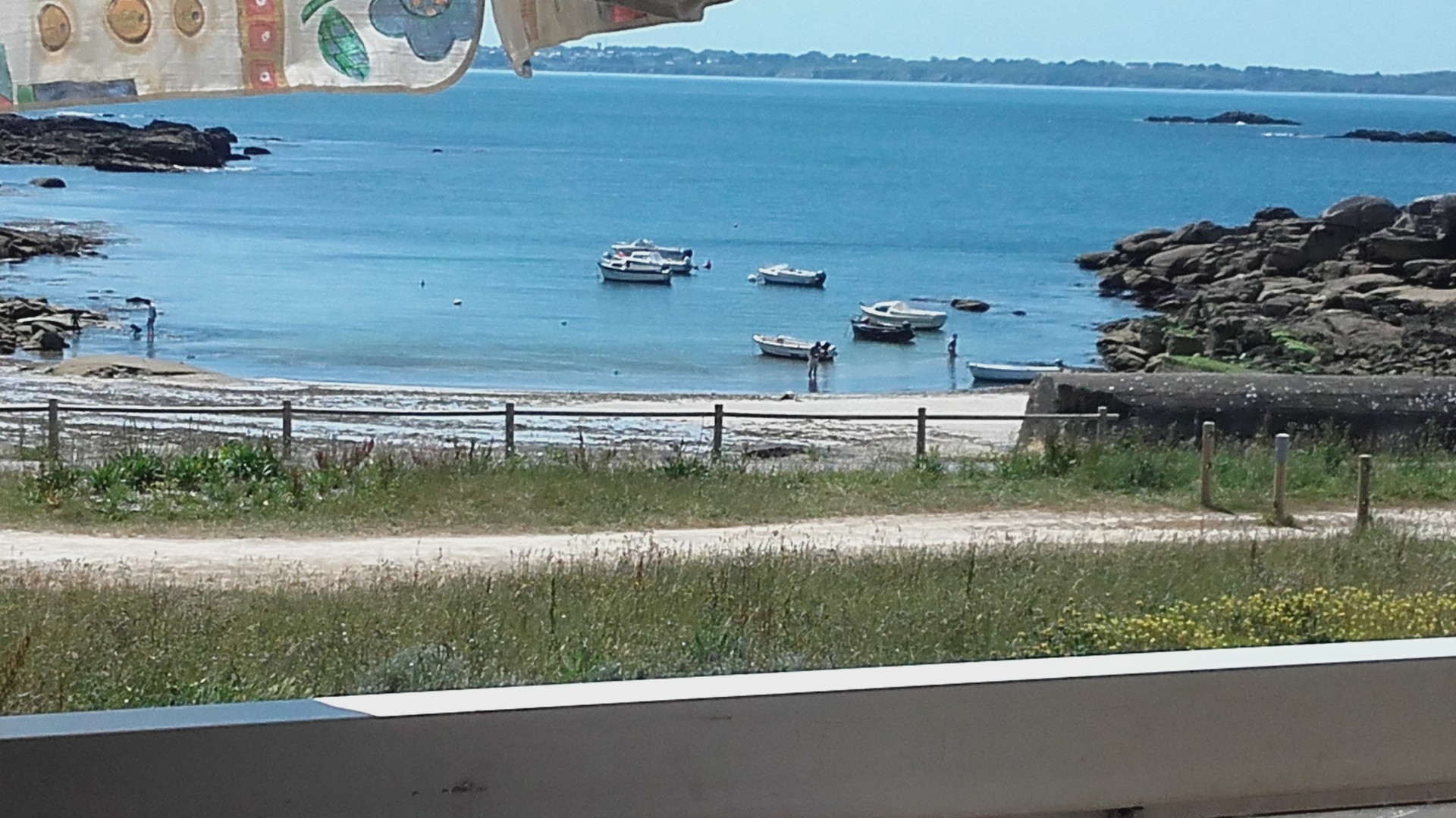 Vue du balcon sur la Plage et l'Ile de Groix