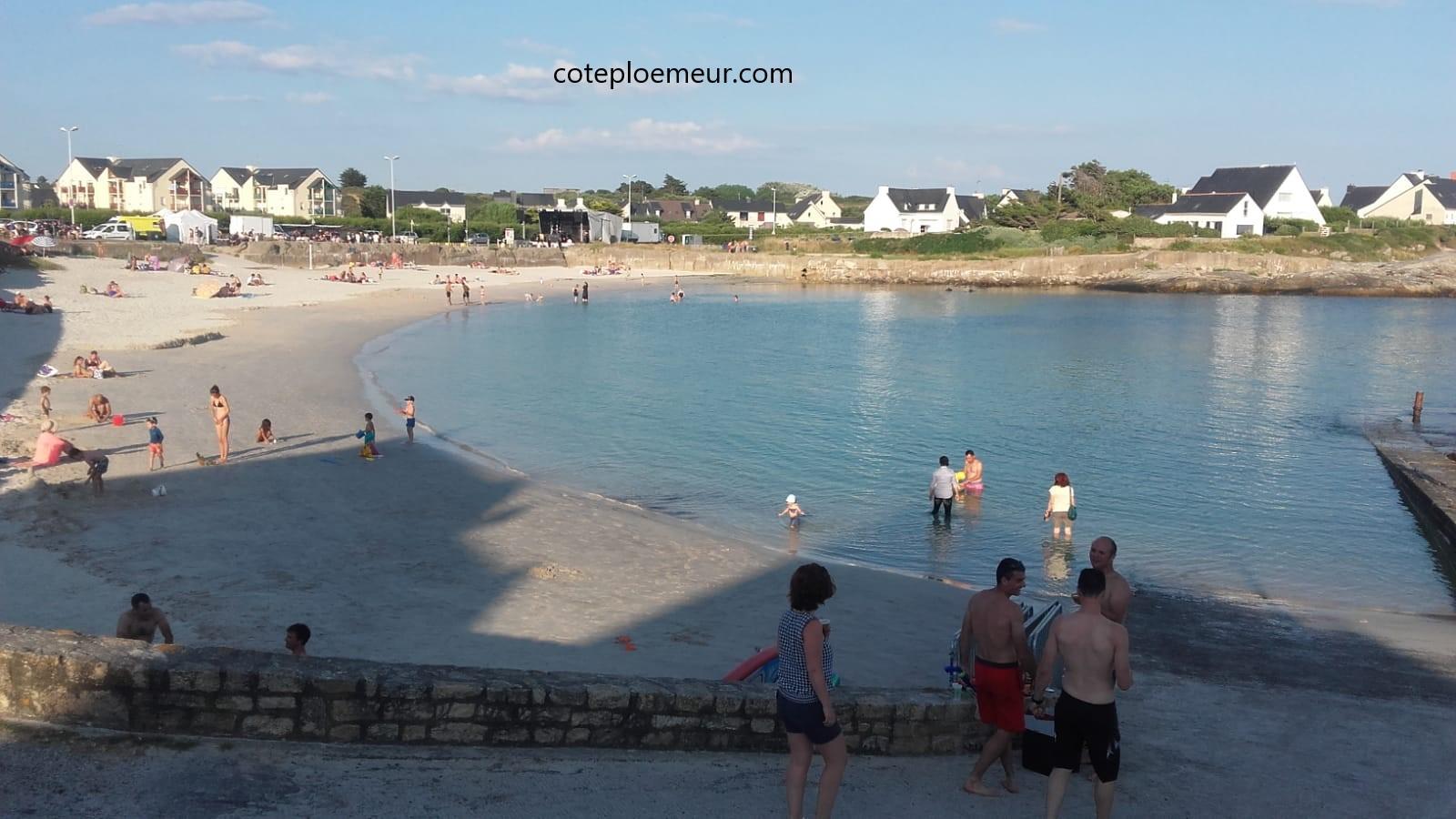 Plage face aux appartements
